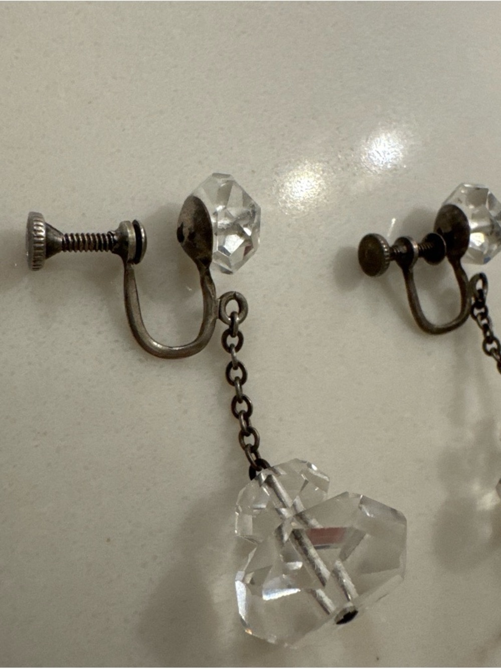 Vintage Faceted Crystal Drop Twist-On Earrings - Clear - Picture 3 of 4